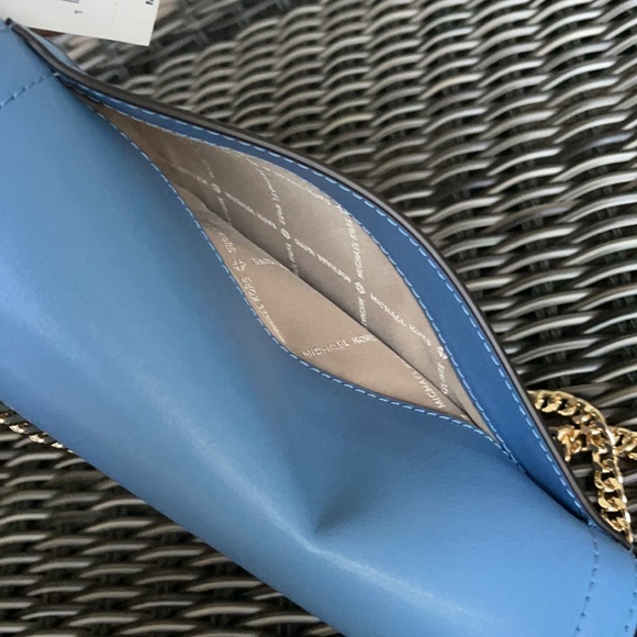 Michael Kors Kinsley Medium Flap Shoulder Bag Crossbody in French Blue - Picture 7 of 16